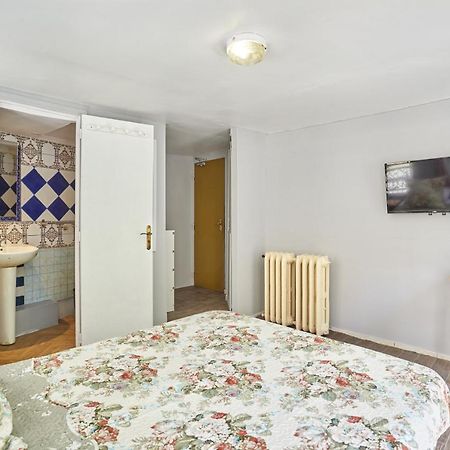 Le Petit Borda Hotel Paris Ngoại thất bức ảnh